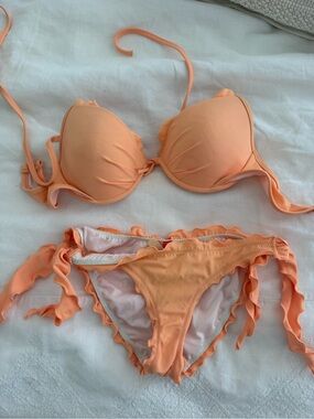 Victoria's Secret Peach Orange Ruffle Bikini Set bottom XS top 32B push up